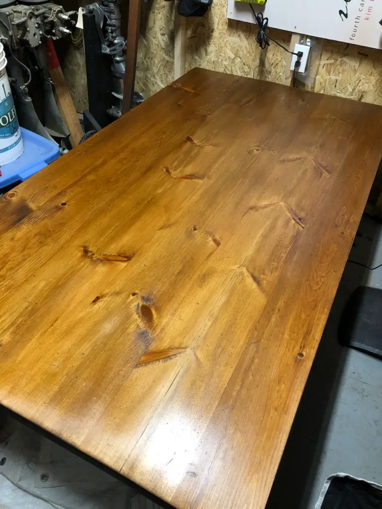 Pine harvest table