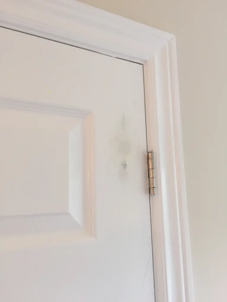 Repairing a hole in a hollow core door how to fix a hole in a door