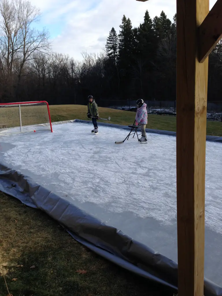 best way to build a backyard ice rink