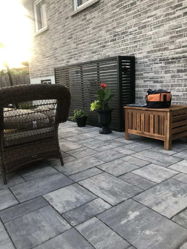 Beautiful Patio Privacy Screen