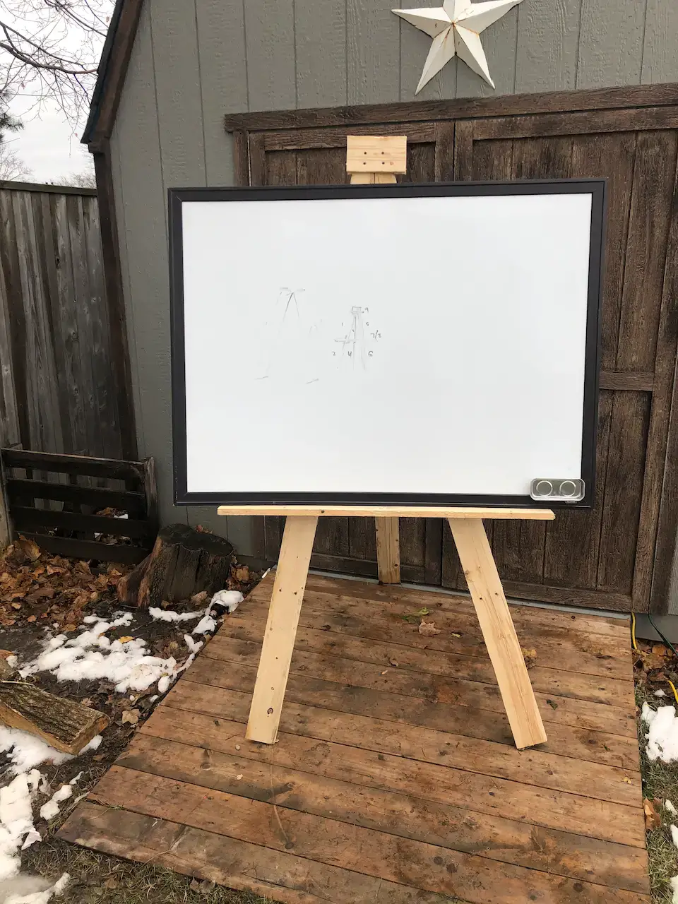 Wood Pallet Easel - Art Easel for Kids