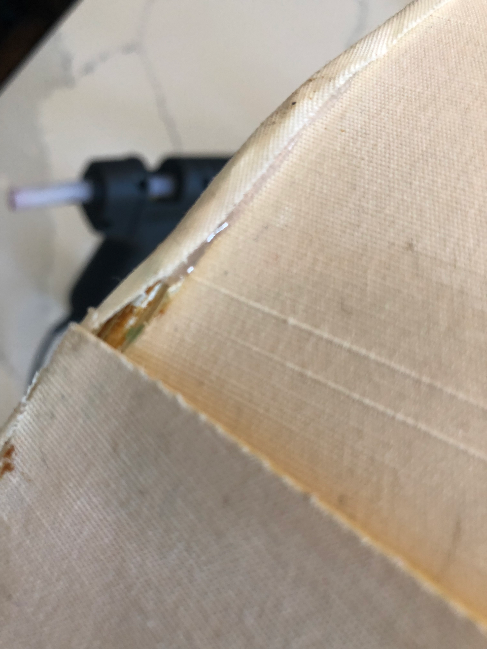 Can you Spray Paint Fabric Lamp Shades? You sure can, and the results