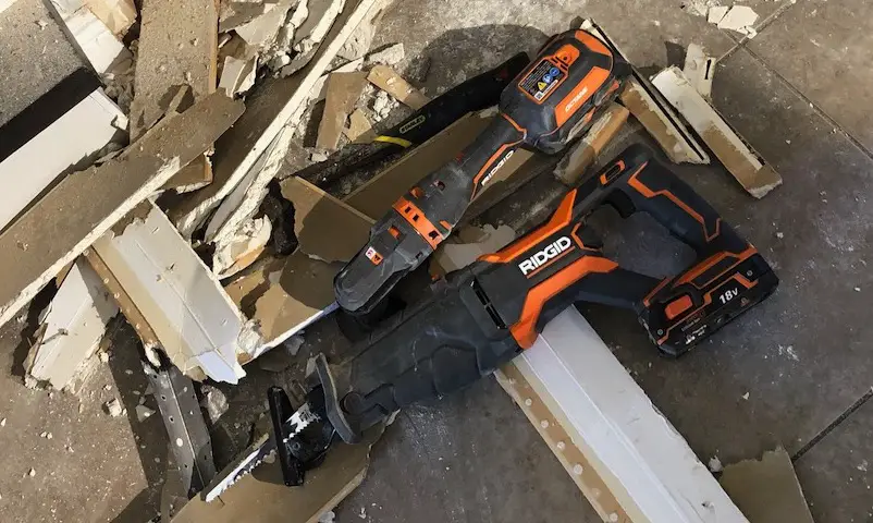 Reciprocating saw/Multi-Tool with Oscillating saw head